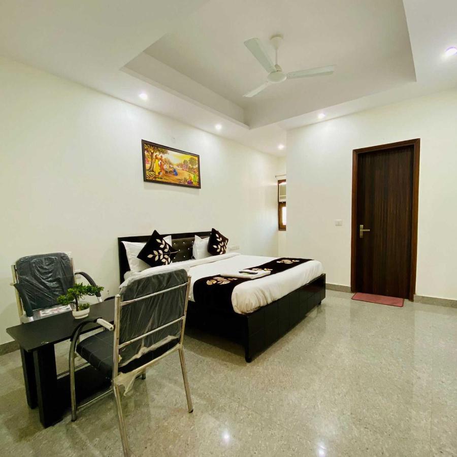 Hotel O K R Resdiancy Near Botanic Garden Of Indian Republic Noida Exterior foto