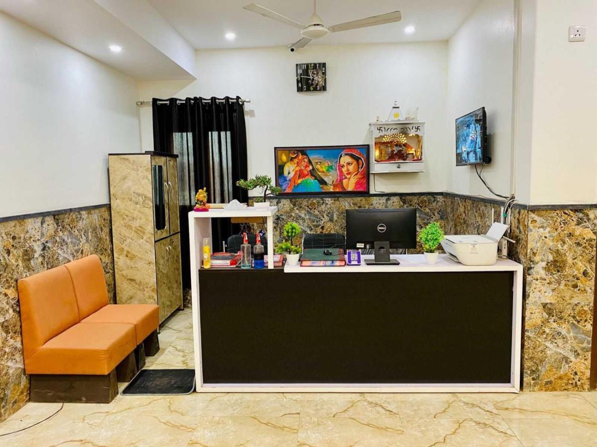 Hotel O K R Resdiancy Near Botanic Garden Of Indian Republic Noida Exterior foto