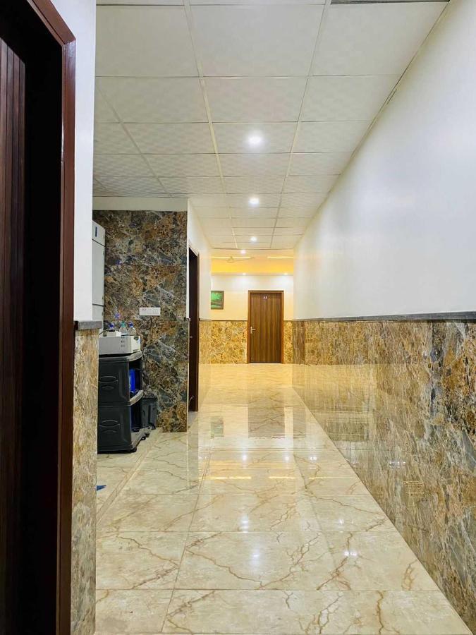 Hotel O K R Resdiancy Near Botanic Garden Of Indian Republic Noida Exterior foto